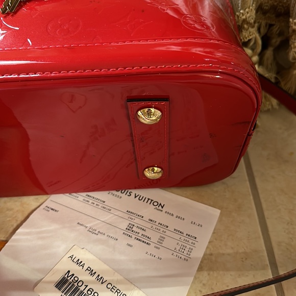 Louis Vuitton Women's Alma PM MV CERISE 🍒 with lock, key and strap. - Picture 6 of 14